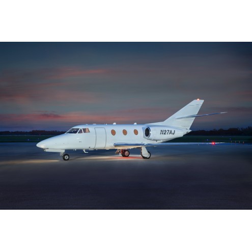 Dassault Falcon 10