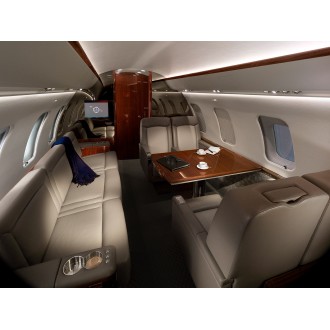 Learjet 25