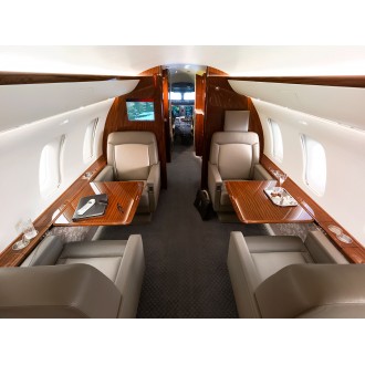 Learjet 25