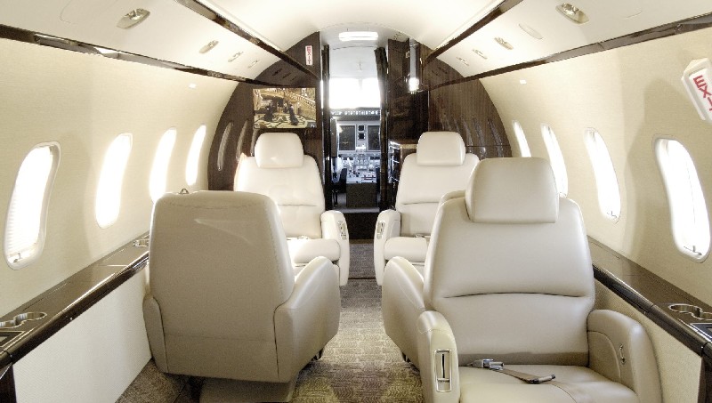 фото частного самолета Bombardier Challenger 350