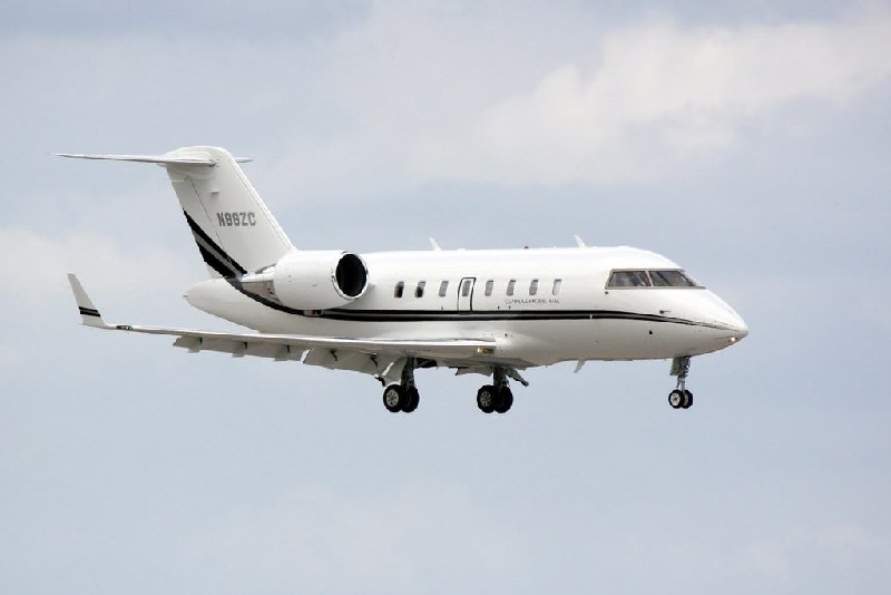 бизнес джет Bombardier Challenger 600 в Украине