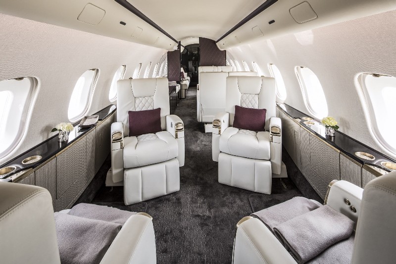 фото частного самолета Bombardier Global 5000