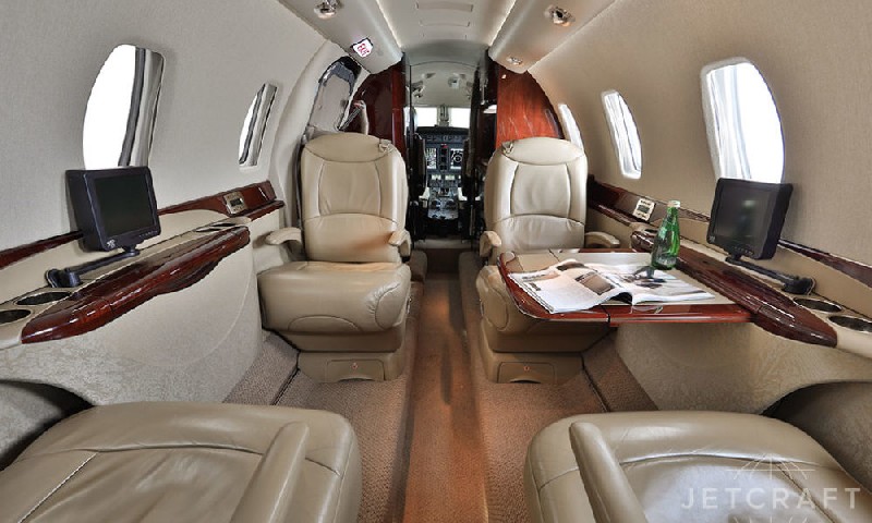 салон бизнес джета Cessna Citation Sovereign