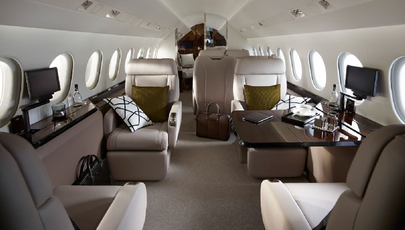 фото частного самолета Dassault Falcon 900 LX