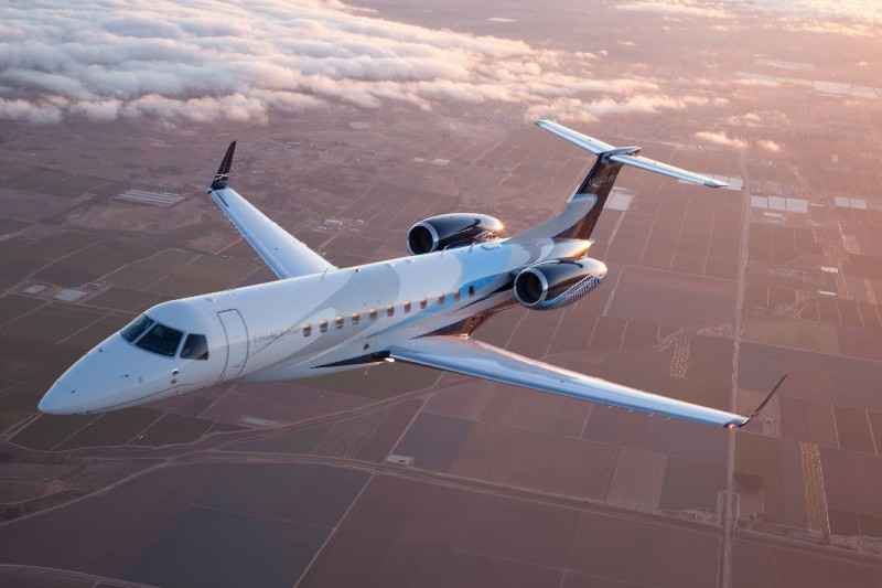 бизнес джет Embraer Legacy 650 в Украине