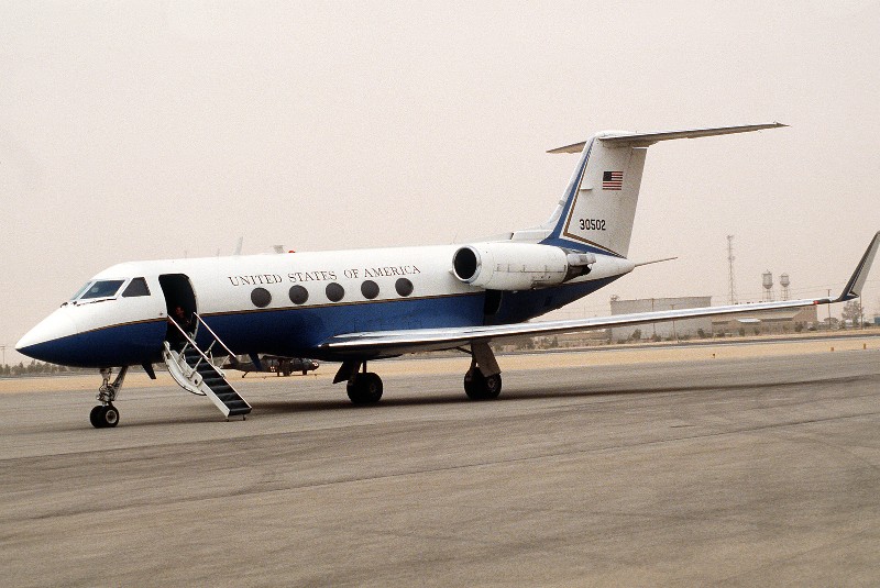 арендовать бизнес джет Gulfstream III