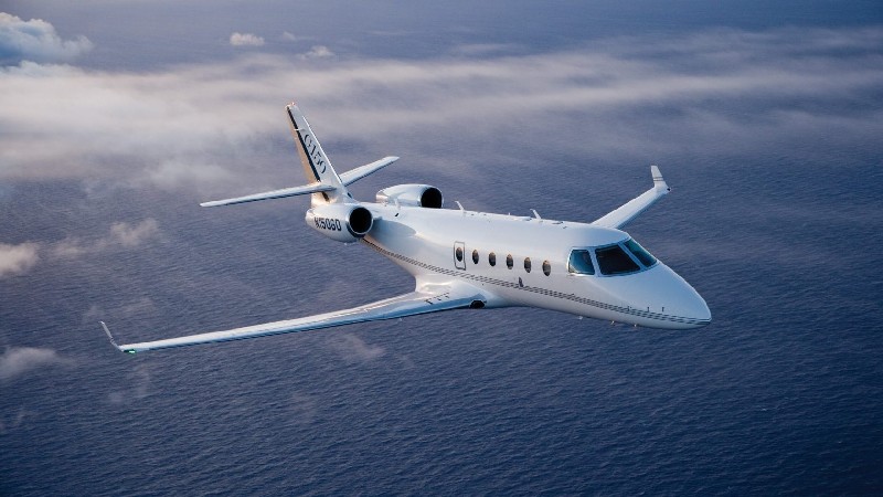 бизнес джет Gulfstream G150 в Украине