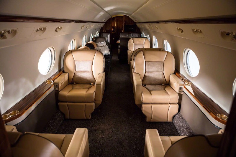 фото частного самолета Gulfstream G450