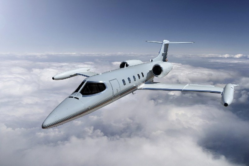 бизнес джет Learjet 35 в Украине