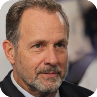 Эрих Шварц - исполнительный директор